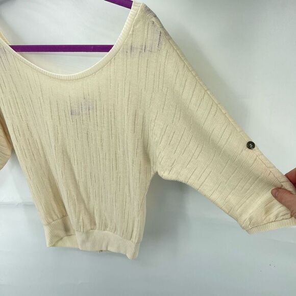 Love On A Hanger Womens Roll Tab Sleeve Shirt Faux Button Scoop Neck Cream Small - Picture 11 of 13